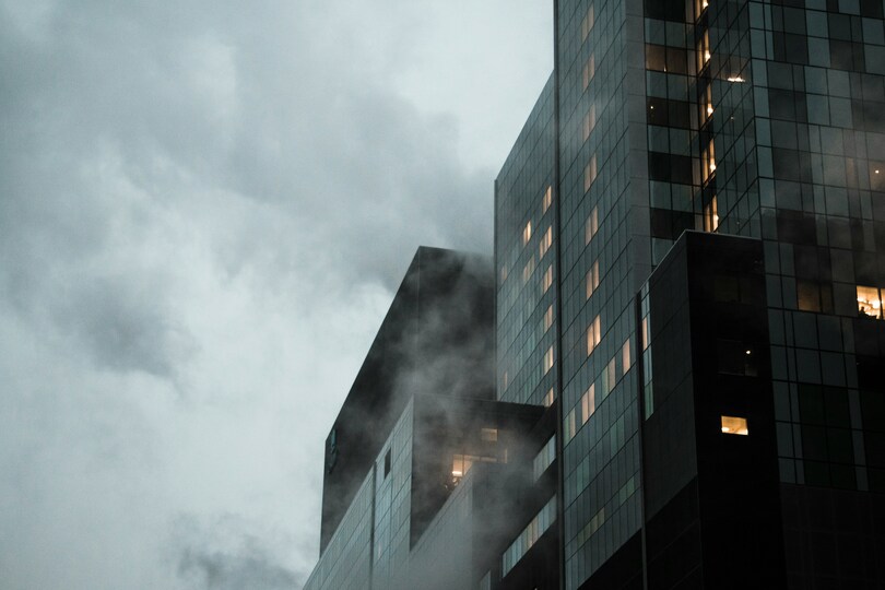 Man Climbs to Apartment Ledge to Rescue Family from Fire.